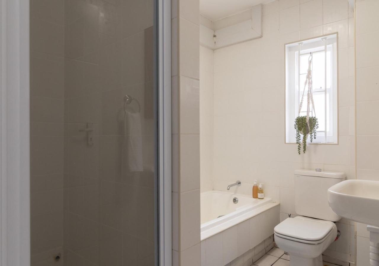 Skiathos At Beachfront Apartments In Shakas Rock 발리토 객실 사진