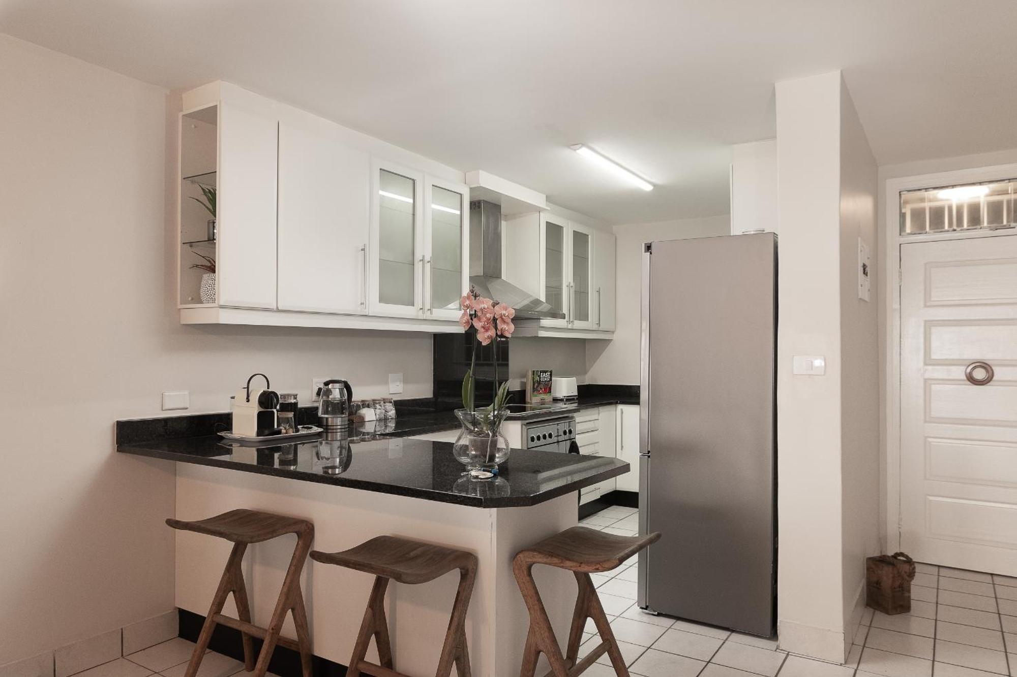 Skiathos At Beachfront Apartments In Shakas Rock 발리토 외부 사진